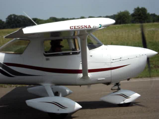 Cessna Commuter (N606JC) - 1977 Cessna 150M