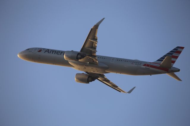 Airbus A321neo (N425AN)
