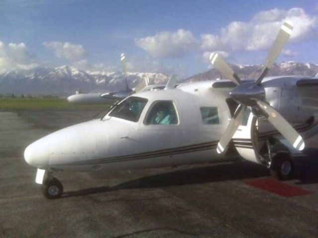 Mitsubishi MU-2 (N12HF) - Fuel  Stop