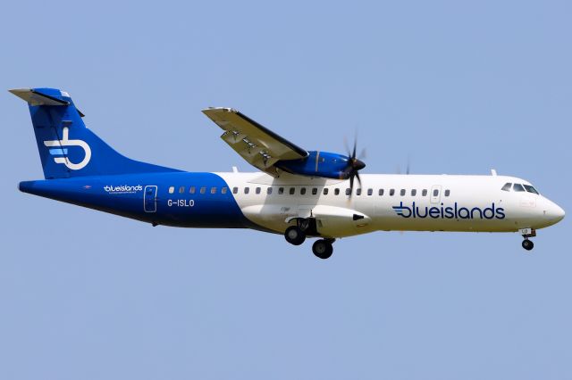 Aerospatiale ATR-72-500 (G-ISLO)