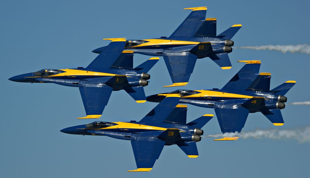 — — - F/A-18 Hornet Blue Angels