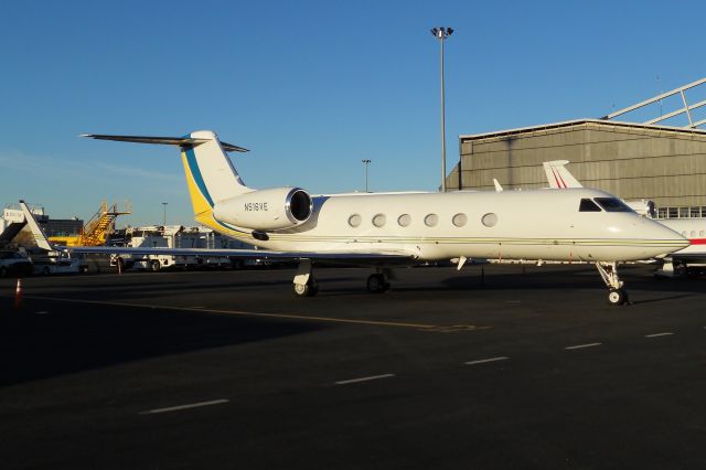 Gulfstream Aerospace Gulfstream IV (N516VE) - Winglets !