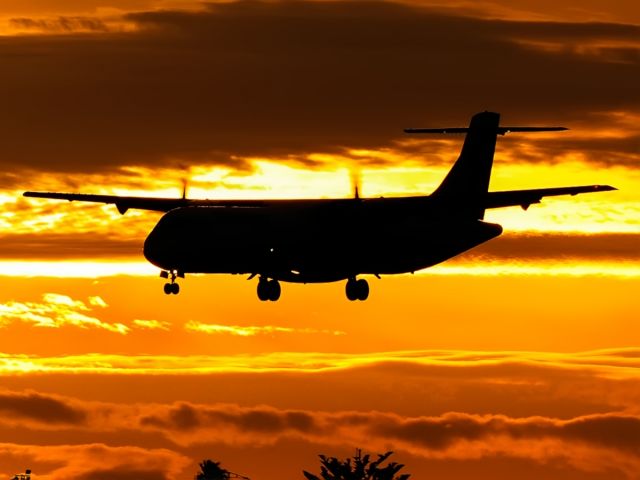 ATR ATR-72 (EC-LFA)