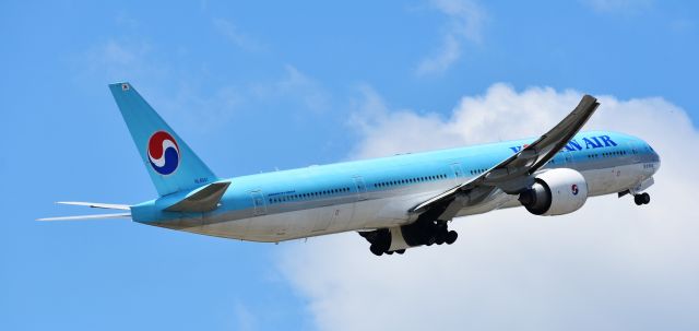 BOEING 777-300 (HL8041) - First picture of HL8041 coming, now here's one going... from ATL's south deck, 5/30/20.