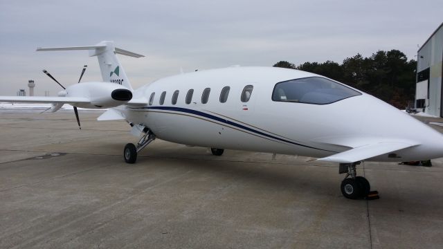 Piaggio P.180 Avanti (N232BC)