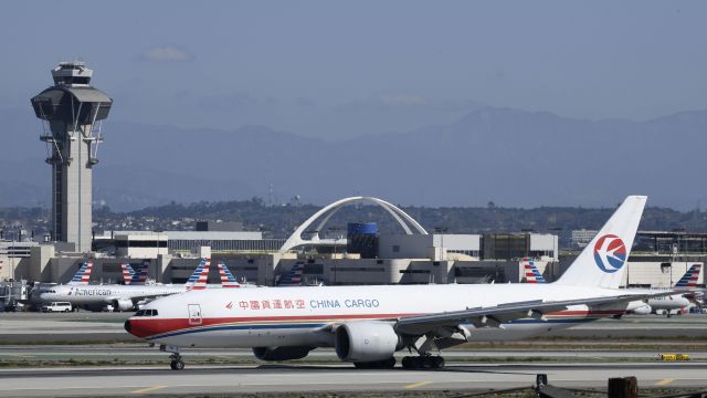 BOEING 777-200LR (B-2079) - Arrived at LAX on 25L