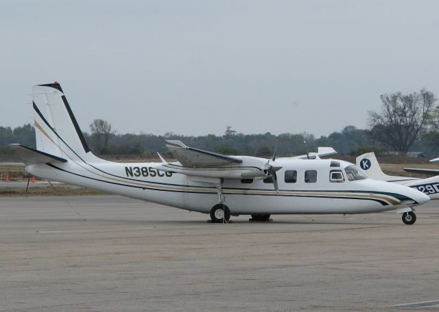N385CG — - Parked at the Tallulah/Vicksburg Airport.