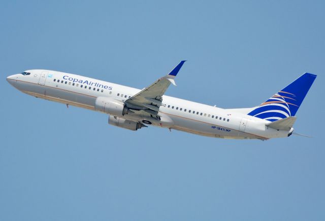 Boeing 737-800 (HP-1841CMP)