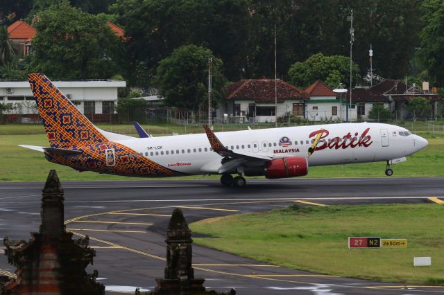 Boeing 737-800 (9M-LDK)