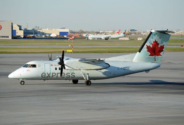 de Havilland Dash 8-100 (C-FGQK)