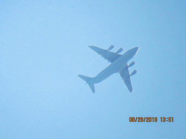 Boeing Globemaster III (10-0215)