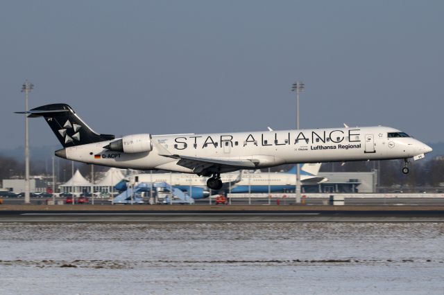 Canadair Regional Jet CRJ-700 (D-ACPT)