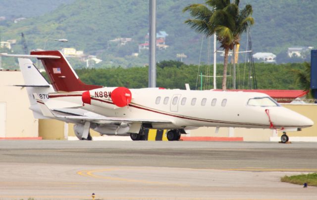 Beechcraft Bonanza (36) (N88MV)