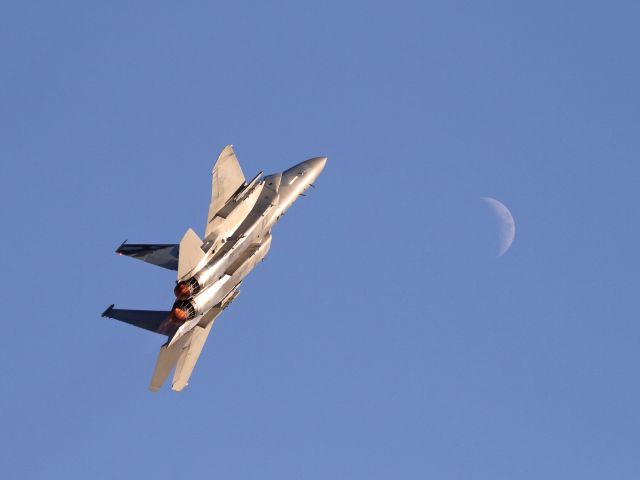 McDonnell Douglas F-15 Eagle (84-0017) - Fresno ANG F-15C climbs out following high speed pass. California Capital Drive-in Air Show - 09/30/22 br /br /. 