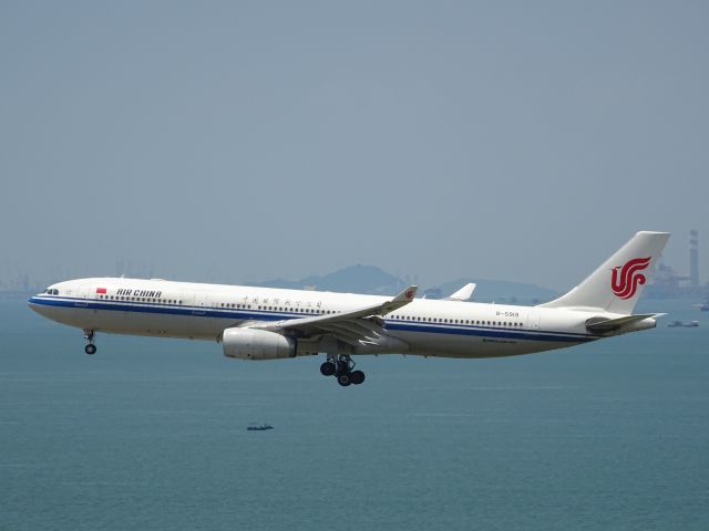 Airbus A330-300 (B-5919)
