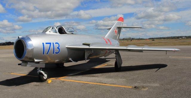 MIKOYAN MiG-17 (N1713P) - A Mikoyan-Gurevich MIG-17 Fresco on the ramp at H.L. Sonny Callahan Airport, Fairhope, AL - February 27, 2019.