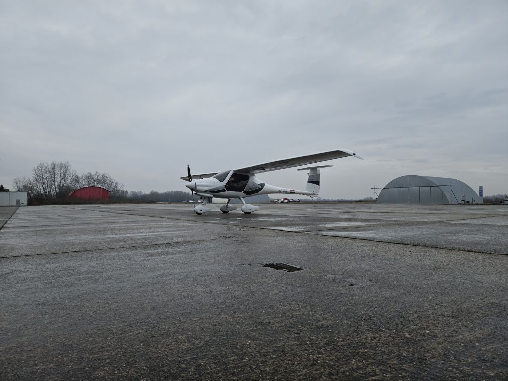 PIPISTREL Surveyor (HA-BJF)