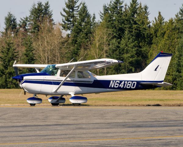 Cessna Skyhawk (N64180) - 1975 CESSNA 172M