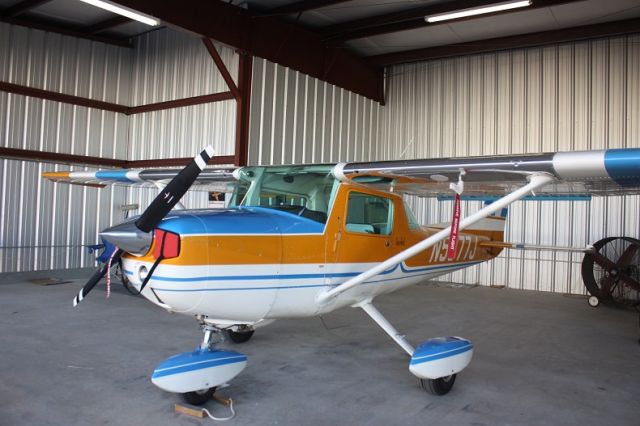 Cessna Commuter (N5977J) - Delmar's Hangar