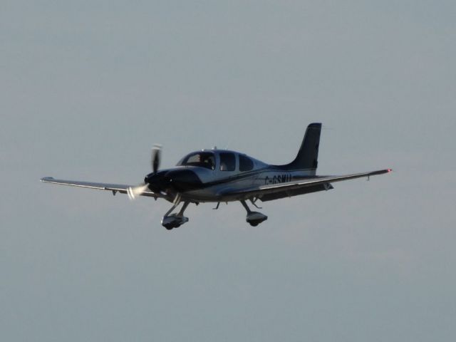 Cirrus SR-22 (C-GSMU)