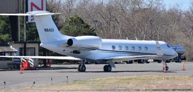 N84GV — - A 1999 gulfstream G V waits for its next assignment at Monmouth Airport, NJ April 2021.