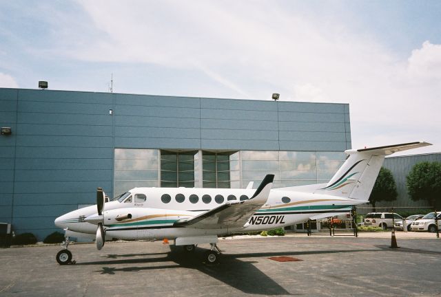 Beechcraft Super King Air 350 (N500VL) - King Air 350 N500VL on the ramp at INT