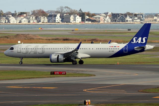 Airbus A321 (SE-DMR) - 'Scandinavian 927' arriving from Copenhagen