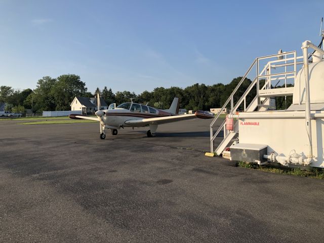 Beechcraft Bonanza (33) (N535T) - Debonair A33