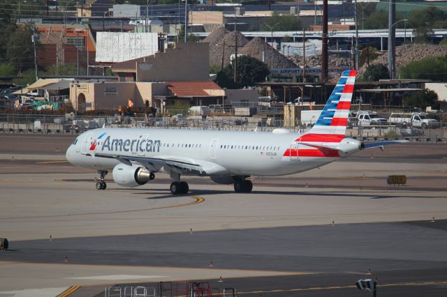 Airbus A321 (N155UW)