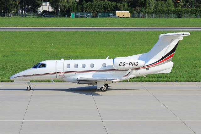 Embraer Phenom 300 (CS-PHG)