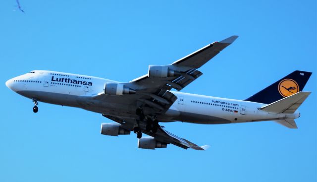 Boeing 747-400 (D-ABVU)