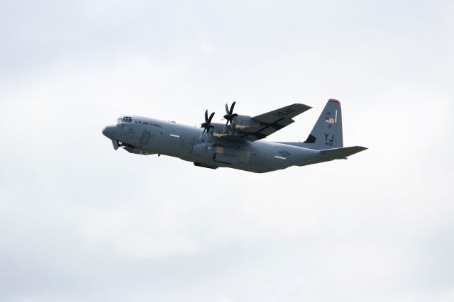 Lockheed C-130 Hercules (08-5692)