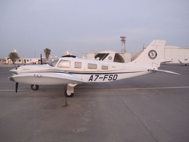 Piper Seneca (A7-FSD)