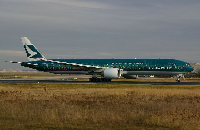 BOEING 777-300ER (B-KPB)