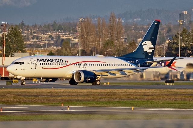 Boeing 737 MAX 8 (N105JS)