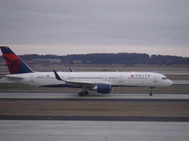 Boeing 757-200 (N624AG)