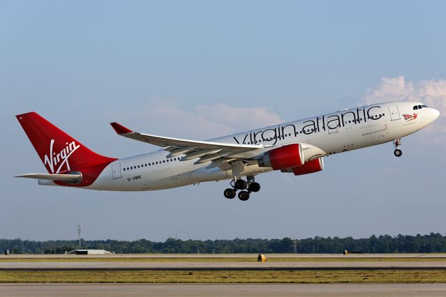 Airbus A330-200 (G-VMIK)