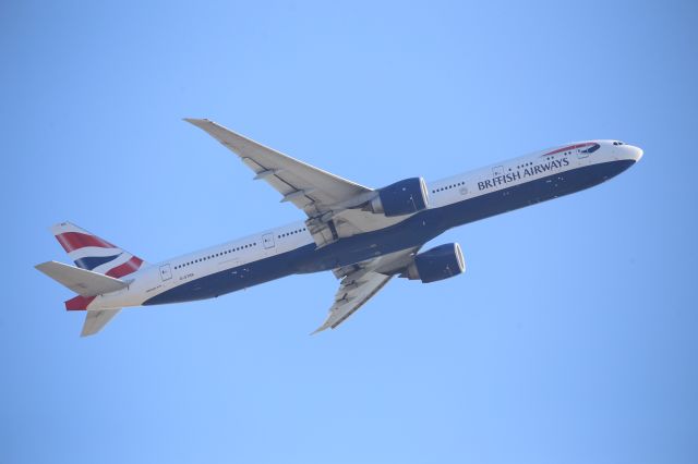 BOEING 777-300ER (G-STBK)