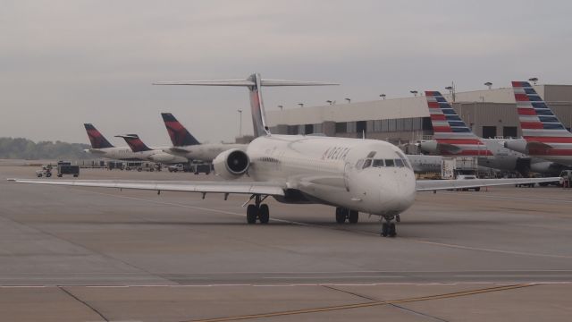 McDonnell Douglas MD-88 (N997DL)