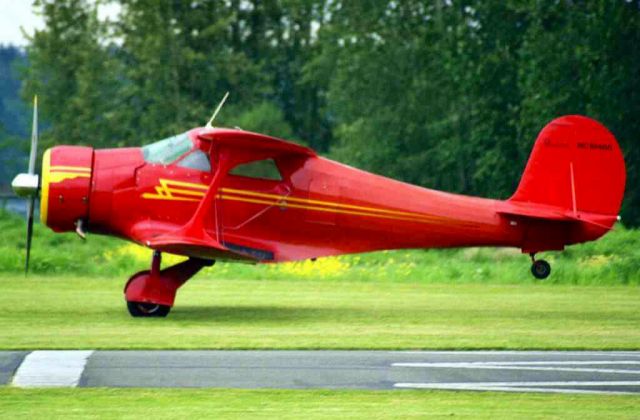 Beechcraft Staggerwing (N19466)