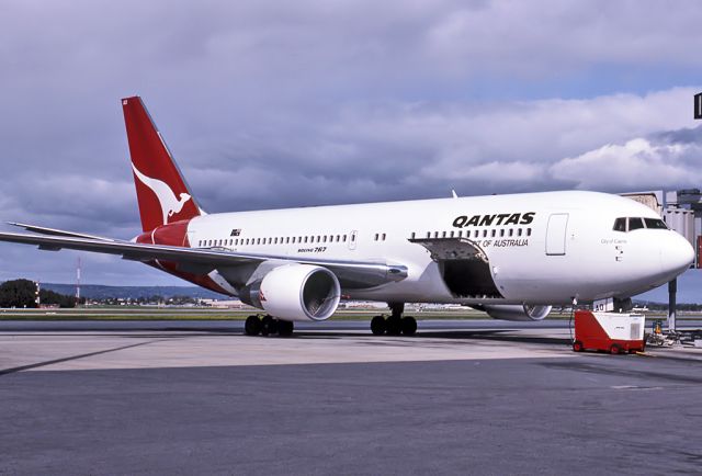 VH-EAO — - QANTAS - BOEING 767-238/ER - REG : VH-EAO (CN 23403/137) - WEST BEACH ADELAIDE SA. AUSTRALIA - YPAD 16/8/1987 35MM SLIDE CONVERSION USING A LIGHTBOX AND A NIKON L810 DIGITAL CAMERA IN THE MACRO MODE.