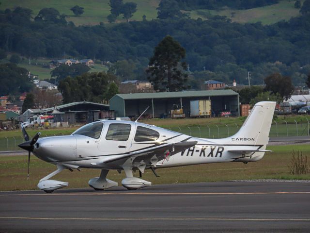 Cirrus SR-22 (VH-KXR) - VH-KXR parked at Shellharbour 