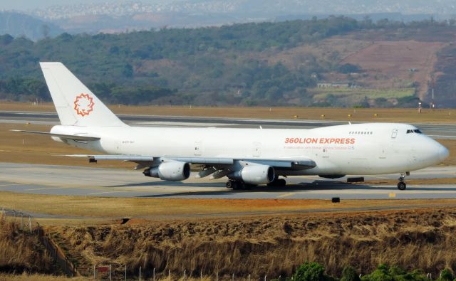 Boeing 747-200 (ER-BAT)