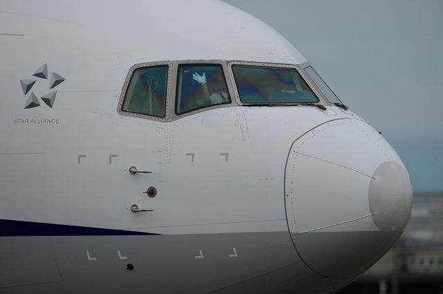 BOEING 767-300 (JA607A)