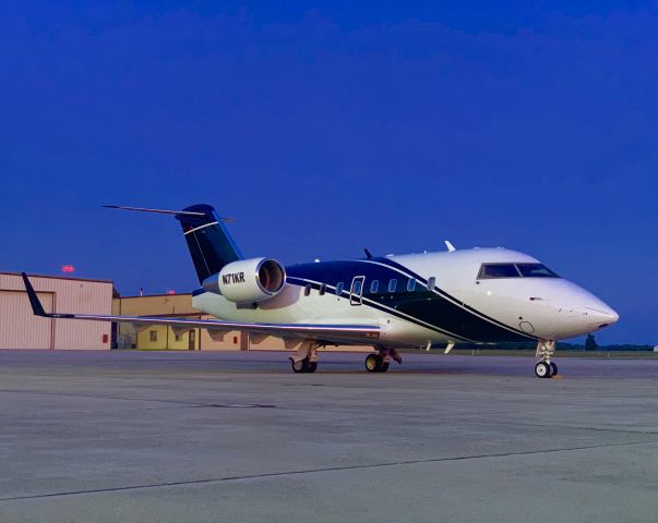 Canadair Challenger (N71KR) - Kid Rock’s jet sits on the ramp awaiting his post-concert arrival.