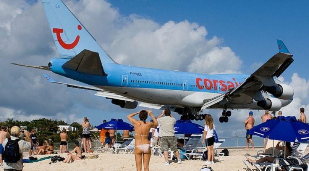 Boeing 747-400 (F-HSEA) - On the beach at St Marteen.