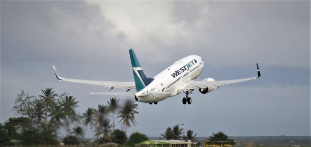 Boeing 737-700 (C-GWSP)