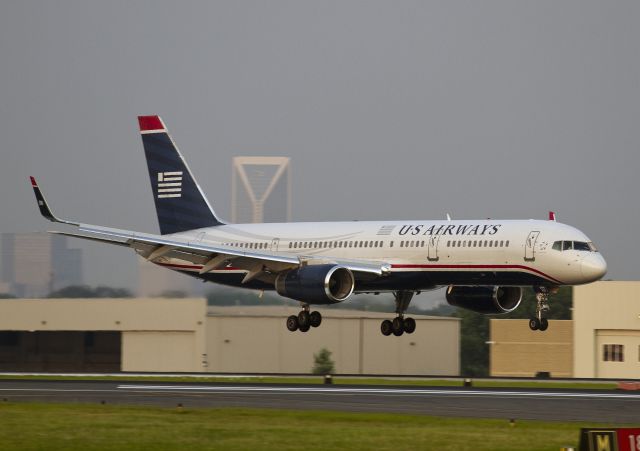 Boeing 757-200 (N939UW) - An evening landing at Charlotte, North Carolina USA