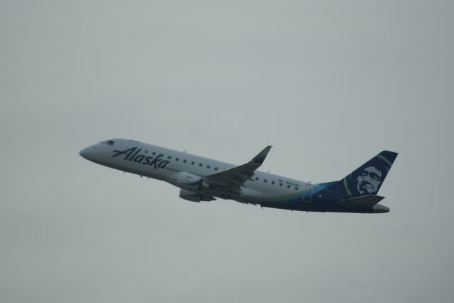 Embraer 170/175 (N631QX) - Alaska Airlines EMB170-175 cn713