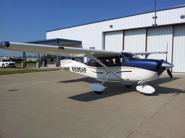 Cessna 206 Stationair (N900HP)